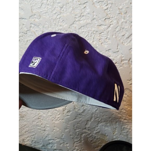 NORTHWESTERN WILDCATS BLOCKHEAD ADULT FITTED 7 1/2 PURPLE STYLE GP300 GAME PRO - Picture 2 of 4